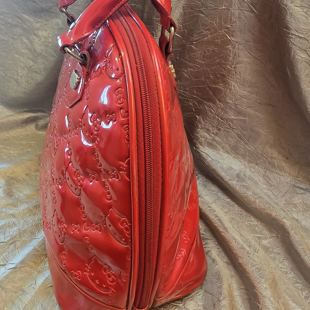 Red Embossed HELLO KITTY Handbag - Picture 4 of 15